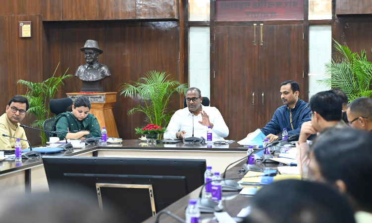 Uttarakhand: 7 करोड़ से अधिक नगद धनराशि जब्त Uttarakhand: 7 करोड़ से अधिक नगद धनराशि जब्त