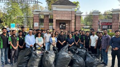 एफआरआई क्षेत्र में स्वच्छता अभियान के तहत किया श्रमदान