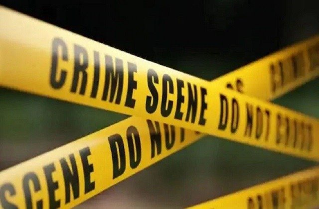 महिला की गला दबाकर हत्या, पुलिस ने दर्ज किया मुकदमा महिला की गला दबाकर हत्या, पुलिस ने दर्ज किया मुकदमा