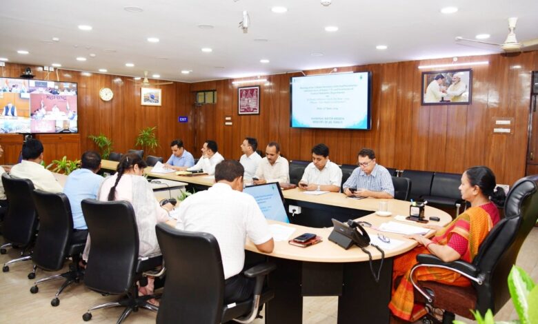 जल स्रोतों को चिन्हित कर उनके उपचार क्षेत्र में जल संभरण गतिविधियों के निर्देश जल स्रोतों को चिन्हित कर उनके उपचार क्षेत्र में जल संभरण गतिविधियों के निर्देश