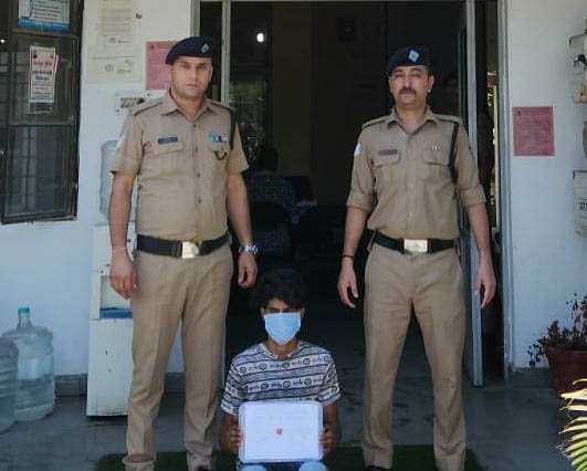 स्ट्रीट क्राइम की घटना का 24 घंटे के अंदर खुलासा स्ट्रीट क्राइम की घटना का 24 घंटे के अंदर खुलासा