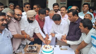 प्रदेश कांग्रेस कार्यालय में मनाया गया अध्यक्ष का जन्मदिन