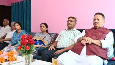 कार्यकर्ताओं के साथ सुना “मन की बात” का 112वां संस्करण