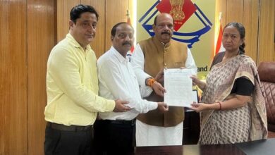 स्मार्ट प्रिपेड मीटर लगाए जाने के निर्णय को वापस लेने की मांग