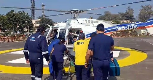 घायलों को एयर लिफ्ट कर पहुंचाया जा रहा एम्स ऋषिकेश घायलों को एयर लिफ्ट कर पहुंचाया जा रहा एम्स ऋषिकेश