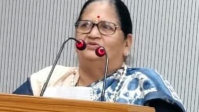 श्रीमती विनोद उनियाल ने पेश की मेयर टिकट के लिये प्रबल दावेदारी