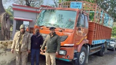 चोरी के ट्रक सहित एक गिरफ्तार