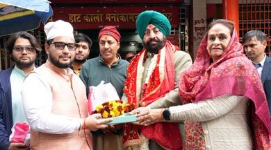 माँ डाट काली मंदिर में पूजा-अर्चना