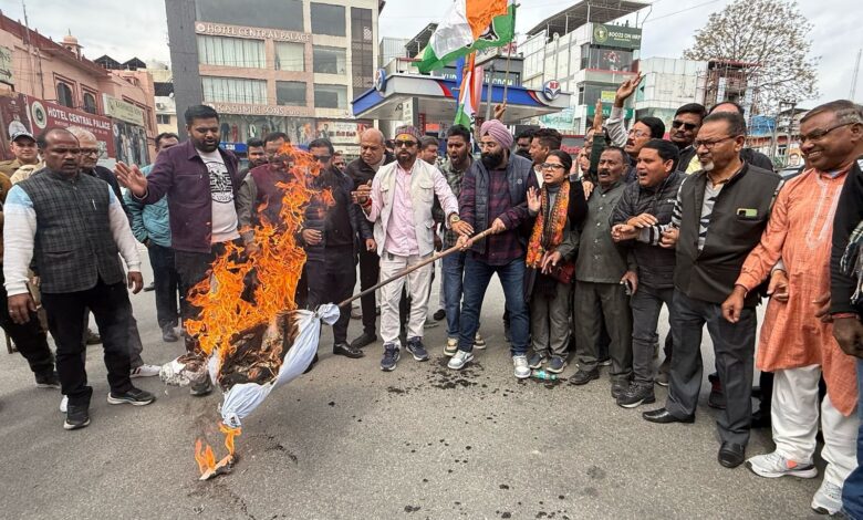 कैबिनेट मंत्री अग्रवाल का इस्तीफा ले धामी सरकार कैबिनेट मंत्री अग्रवाल का इस्तीफा ले धामी सरकार